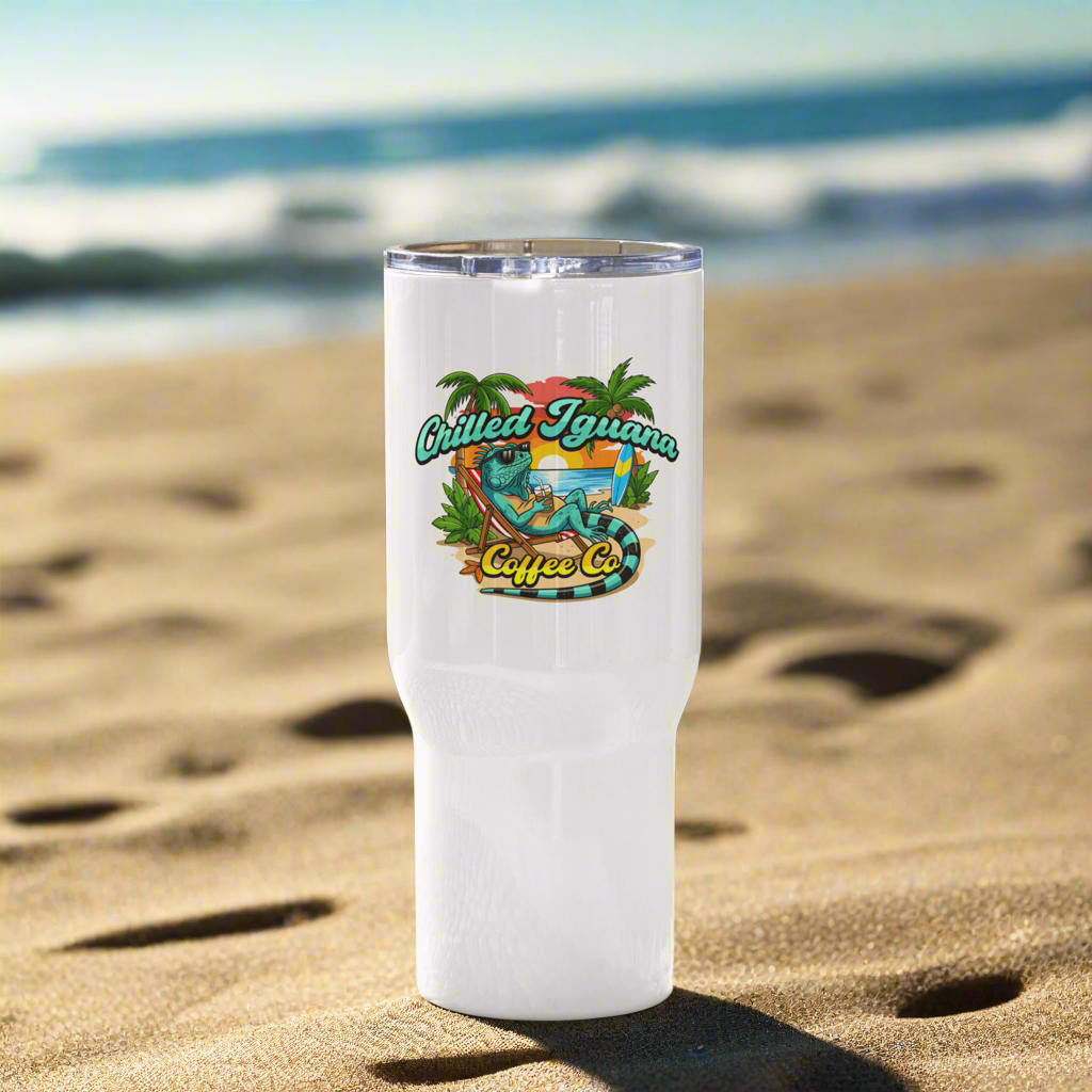 Travel mug with a handle