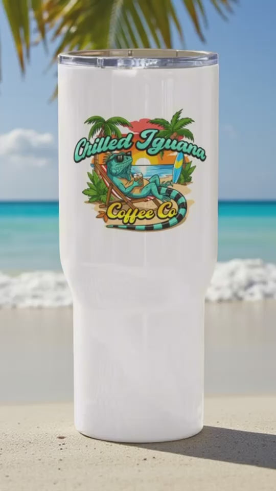 Travel mug with a handle